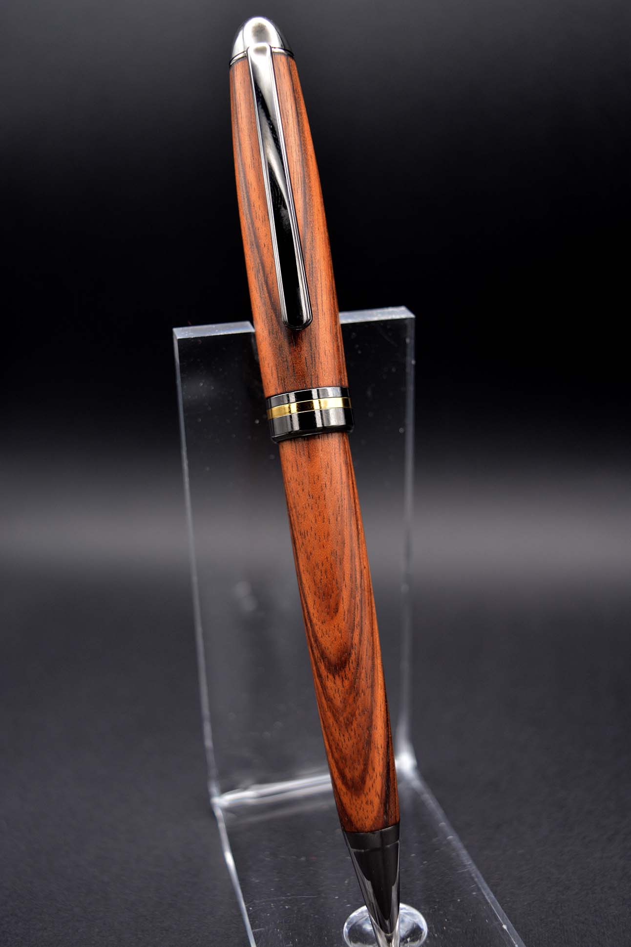 Pen P102420200003
