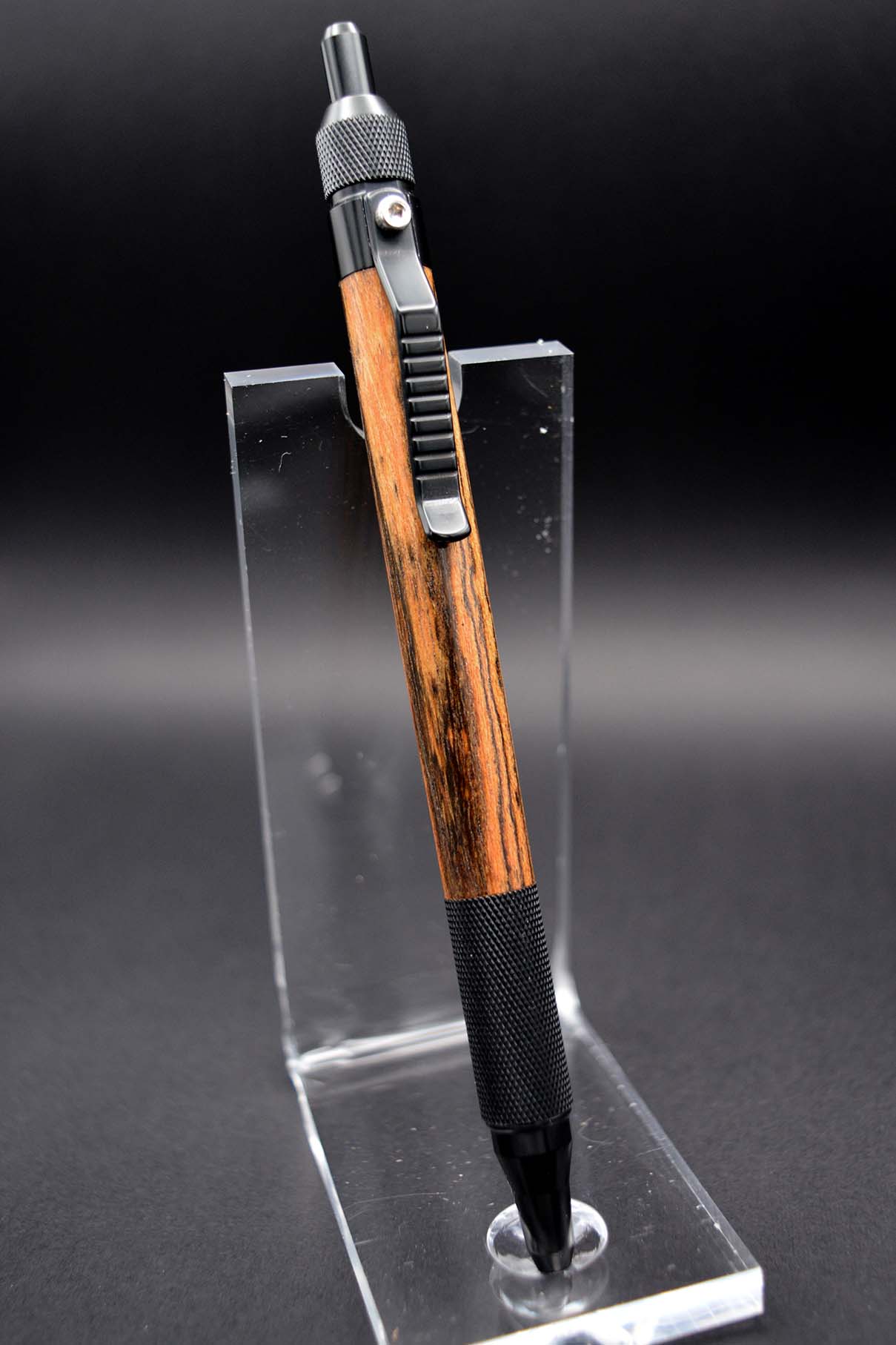 Pen P110620220003
